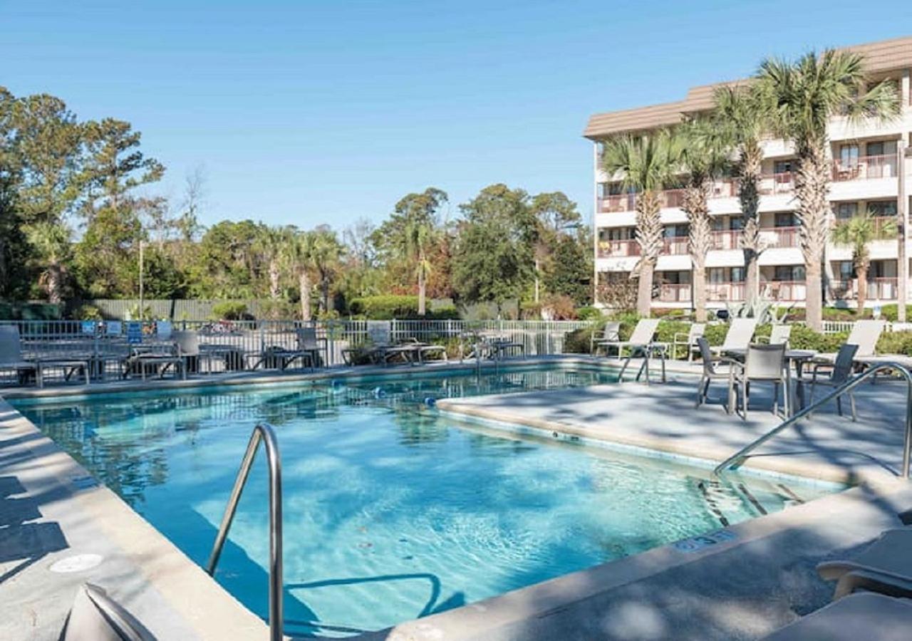 Luxury Beach With Amazing Amenities Biggest Pool On Hhi Beach Tennis Apartment Hilton Head Island