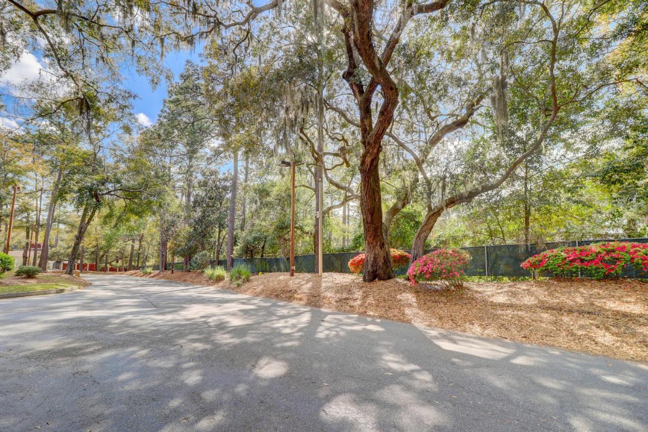 #114 Colorful Charming 2bdr/2 Parking Hilton Head Island