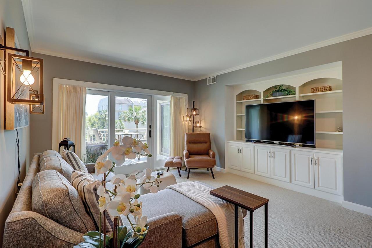 236 Shorewood 2 Bedroom Ocean Views Holiday home *