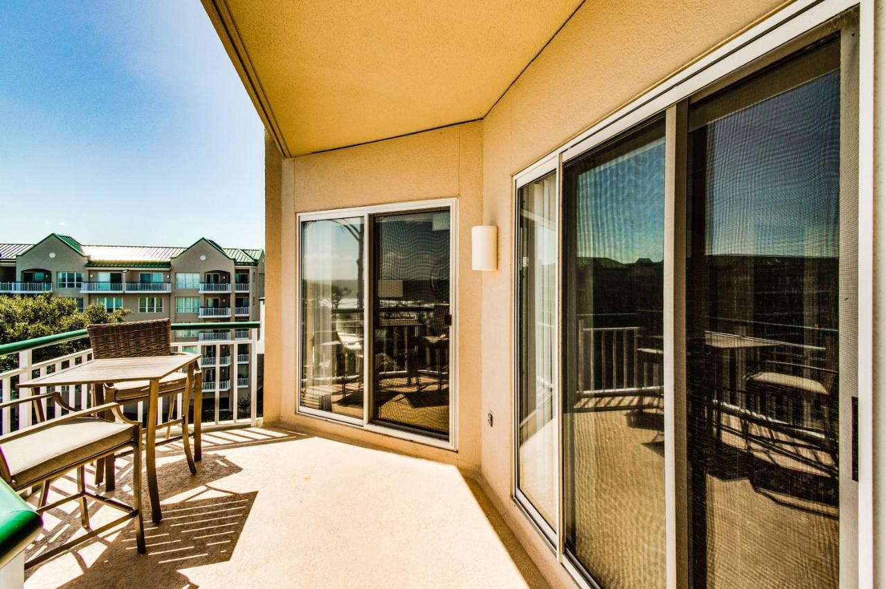 Apartment Windsor Court North 4504 *