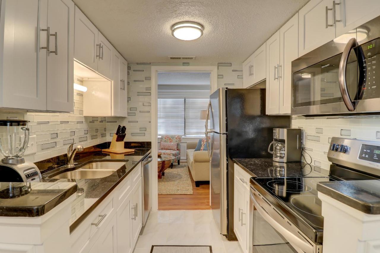 Holiday home #114 Colorful Charming 2bdr/2 Parking