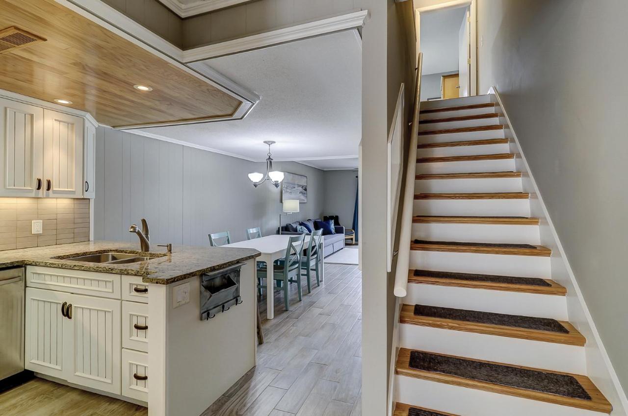 75 Hilton Head 2 Bedroom Forest *