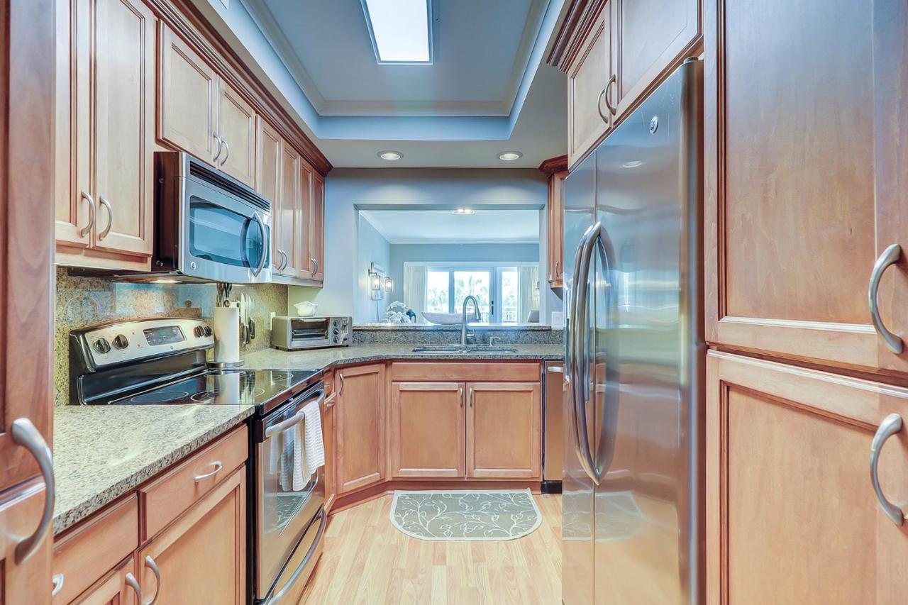 236 Shorewood 2 Bedroom Ocean Views Holiday home *