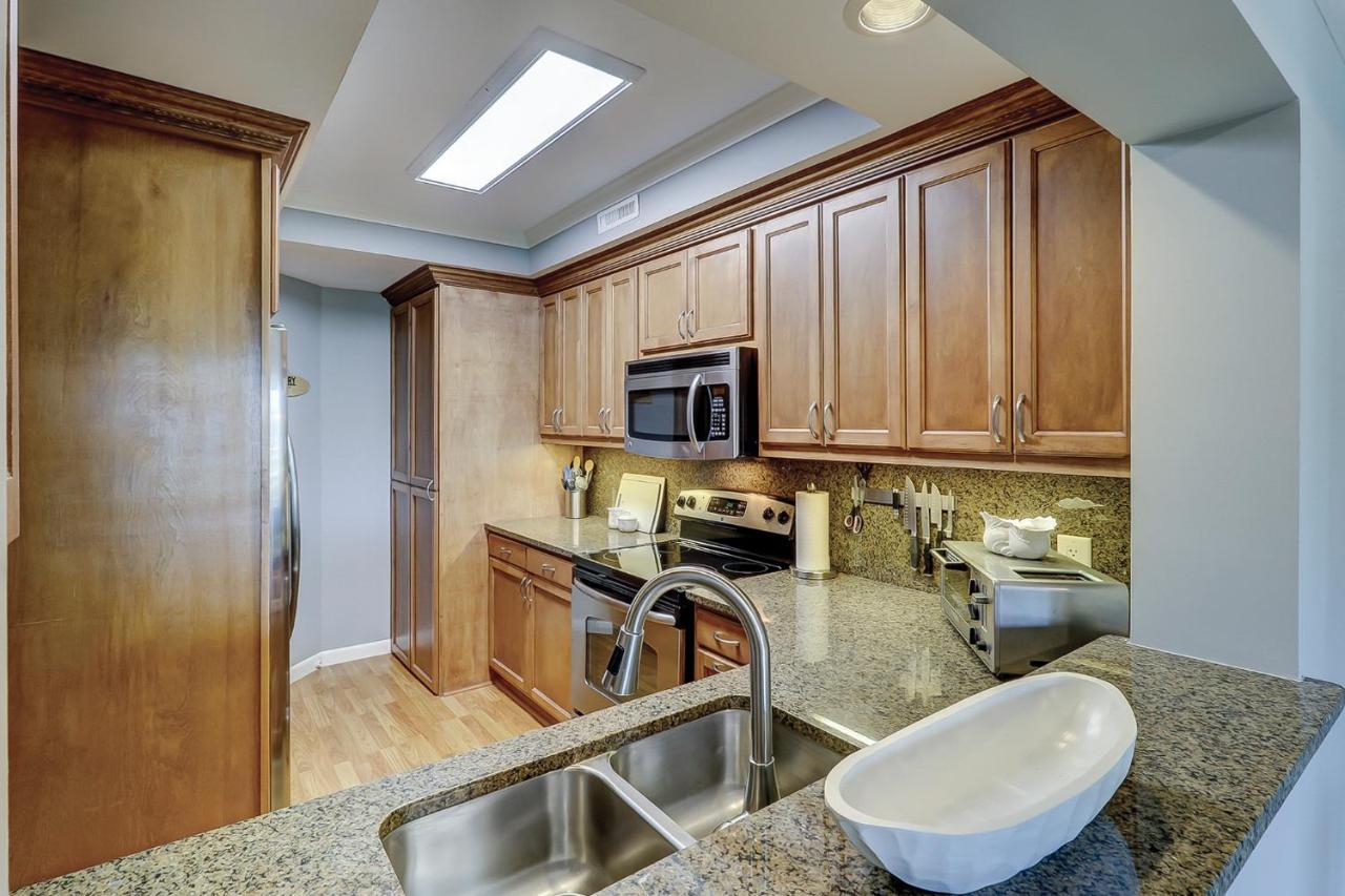 236 Shorewood 2 Bedroom Ocean Views Holiday home