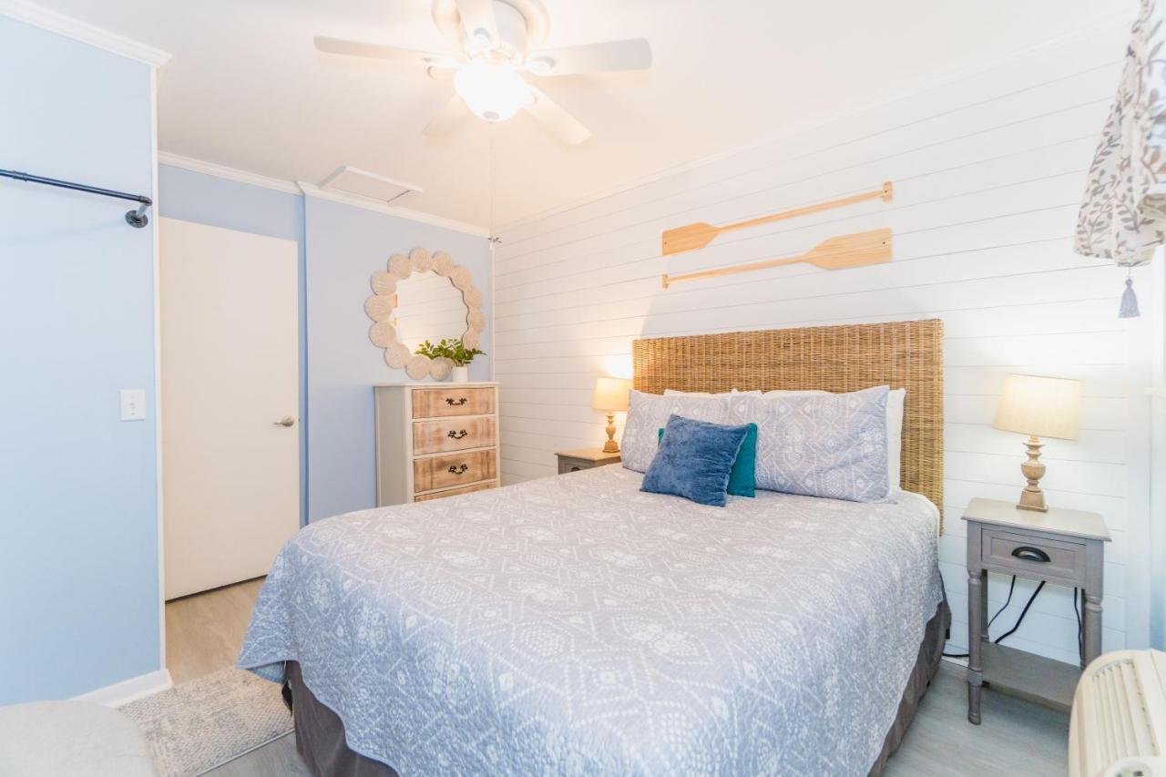 Apartment Stunning Views!!-oceanfront Villa-heated Pool-private Balcony-tiki Bar-walk To Coligny Plaza