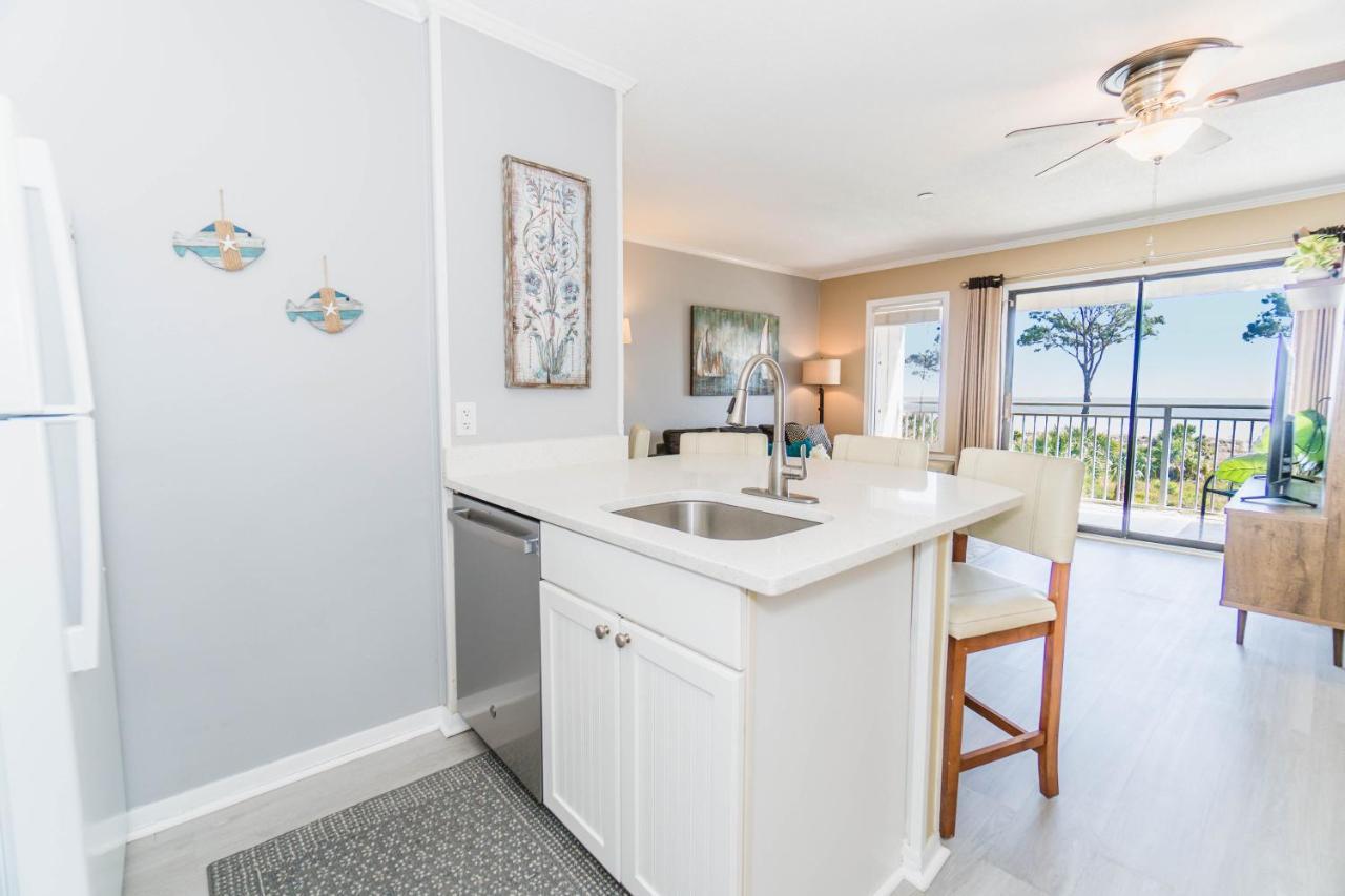 Stunning Views!!-oceanfront Villa-heated Pool-private Balcony-tiki Bar-walk To Coligny Plaza Apartment Hilton Head Island