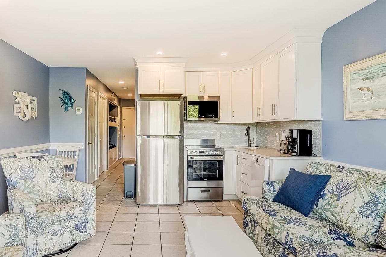 Sea Side 252 Apartment