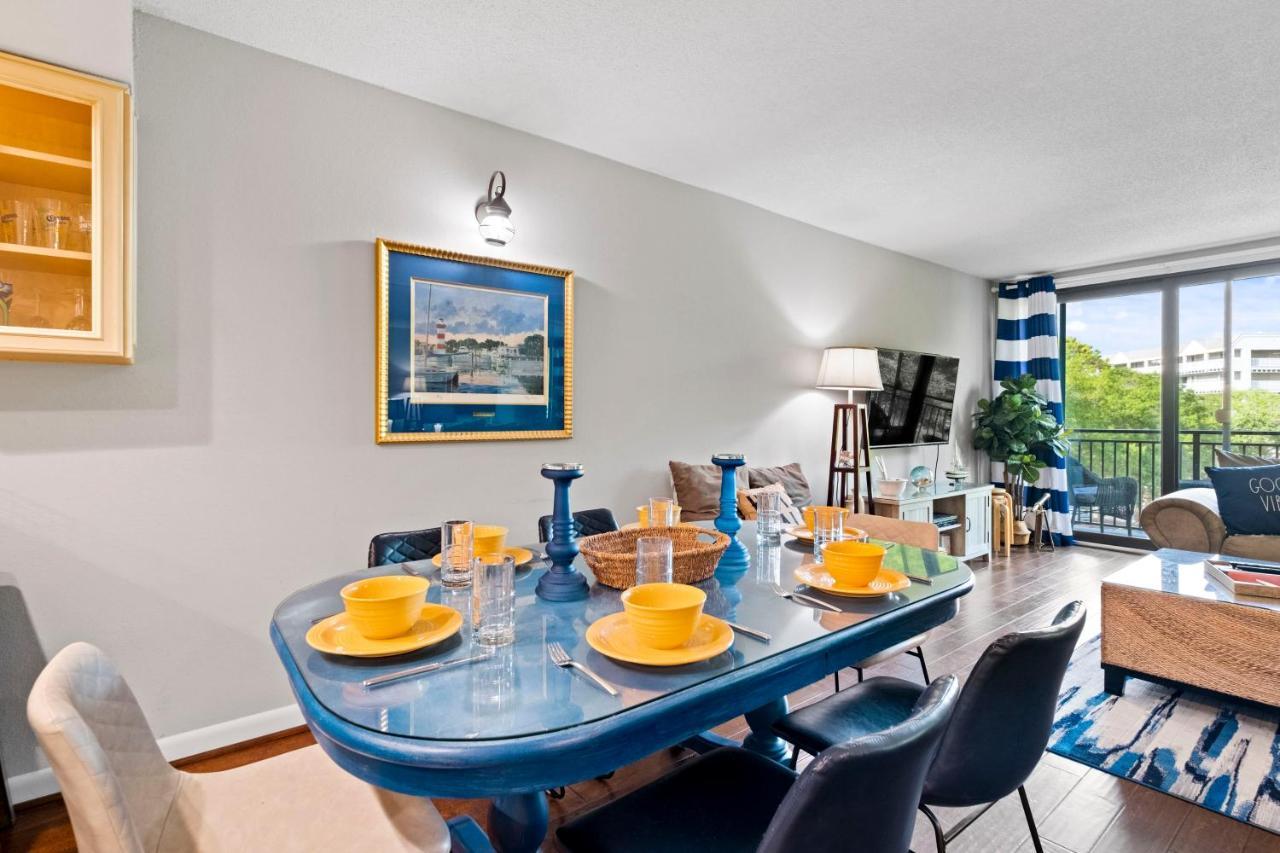 Harbour Town Pool Access! Apartment *