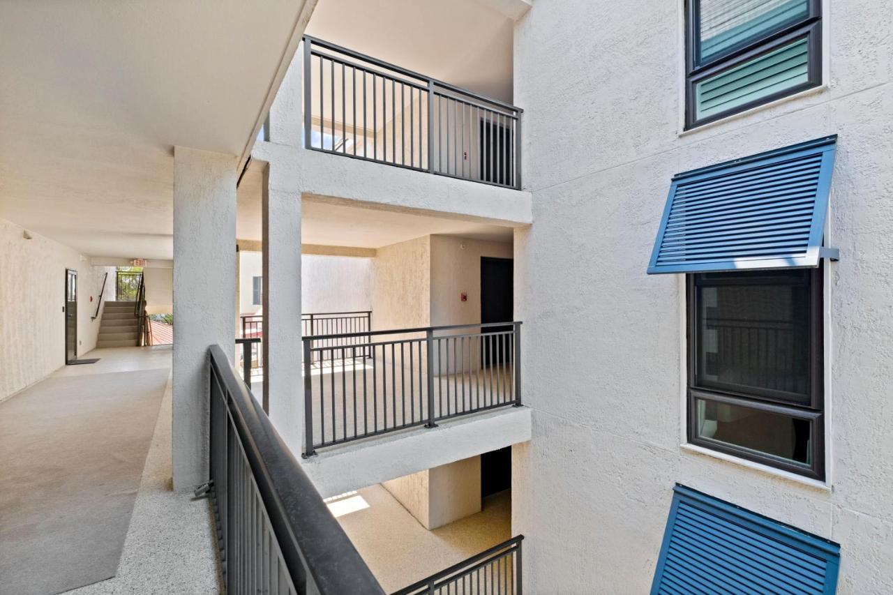 Harbour Town Pool Access! *