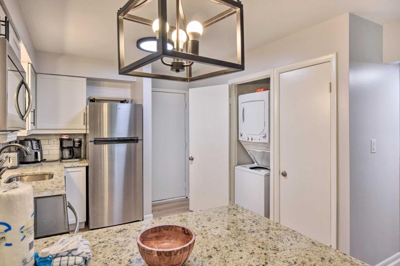 Apartment Oasis, 2 Blocks To *