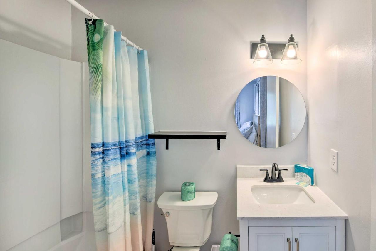 Apartment Oasis, 2 Blocks To