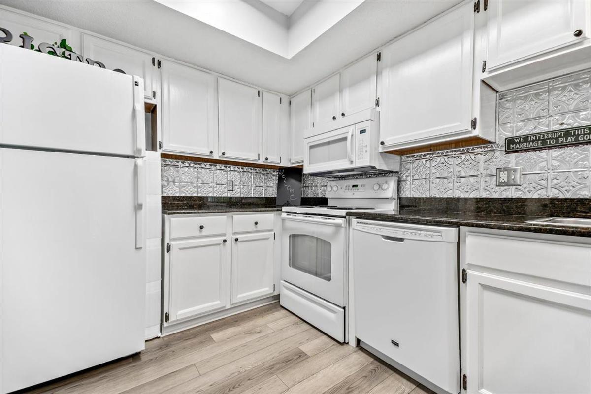 Saint Andrews Common 1774 Apartment