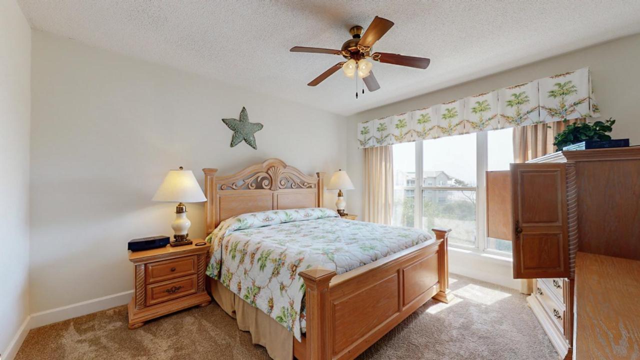 5506 Hampton Place South *