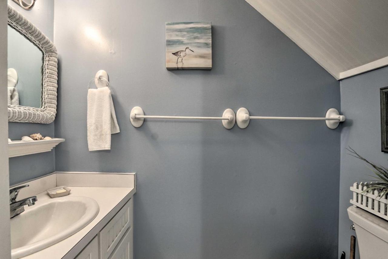 Hilton Head Close To And Coligny Plaza! *