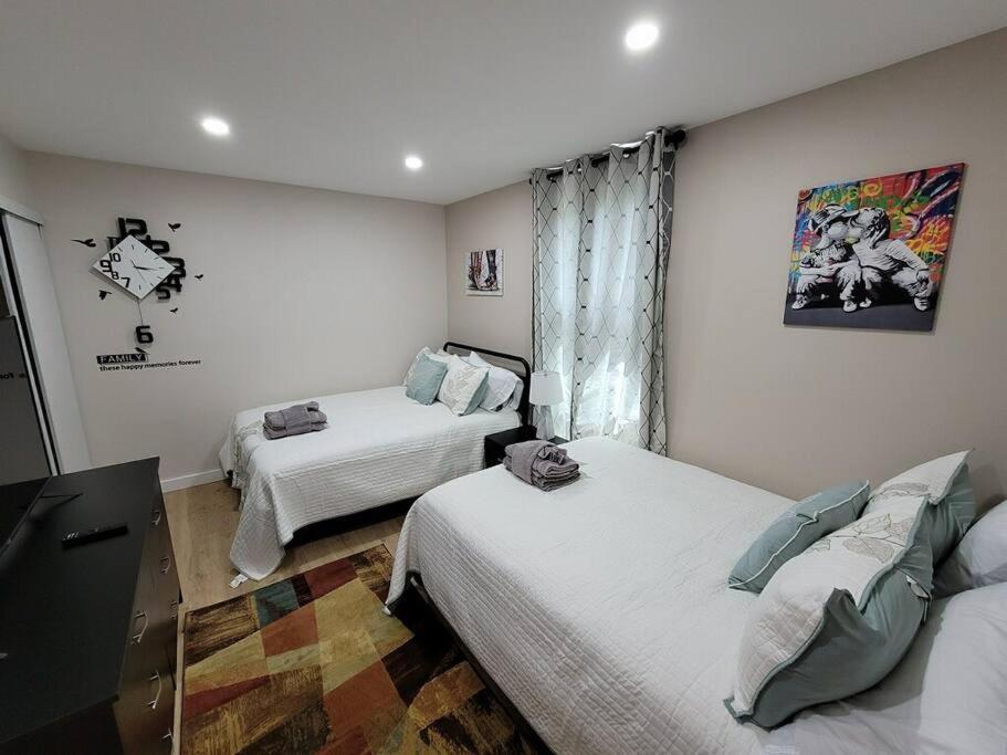 Contemporary Bliss-newly Renovated Cozy Villa