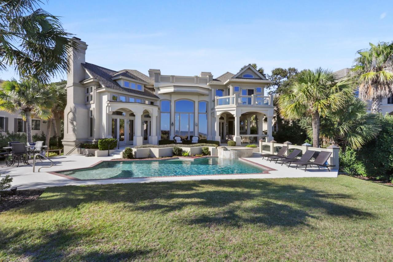 14 Armada * Hilton Head Island