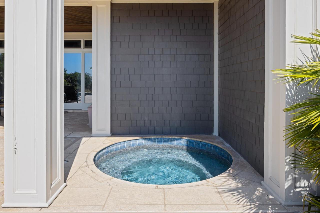 11 Iron Clad Holiday home