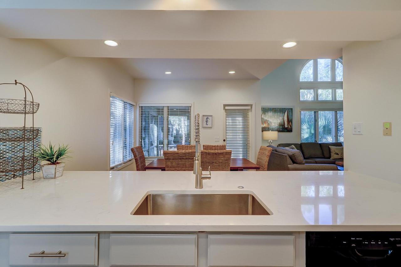 7602 Huntington