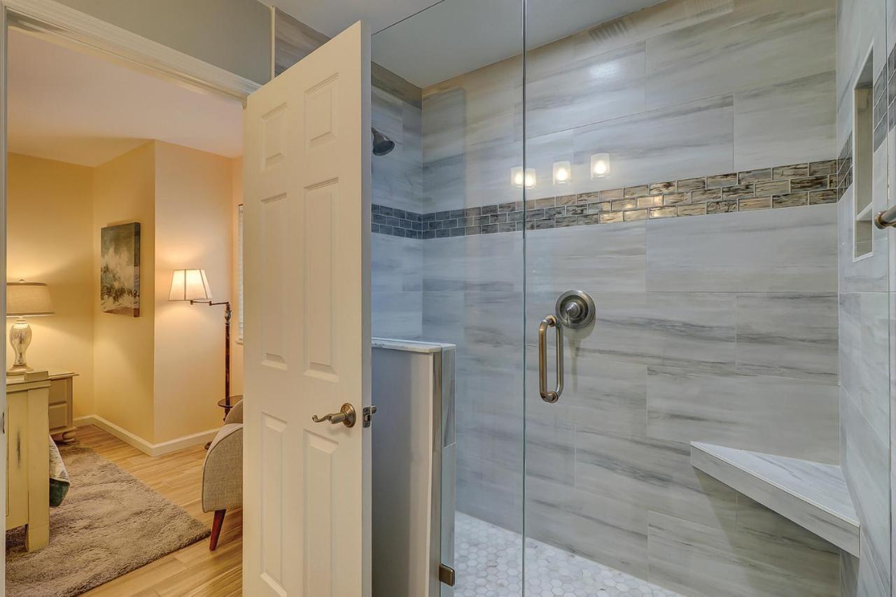 Villa 708 Barrington Park *