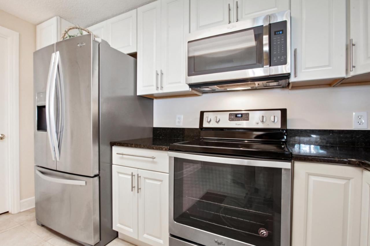 4106 Windsor Court * Hilton Head Island