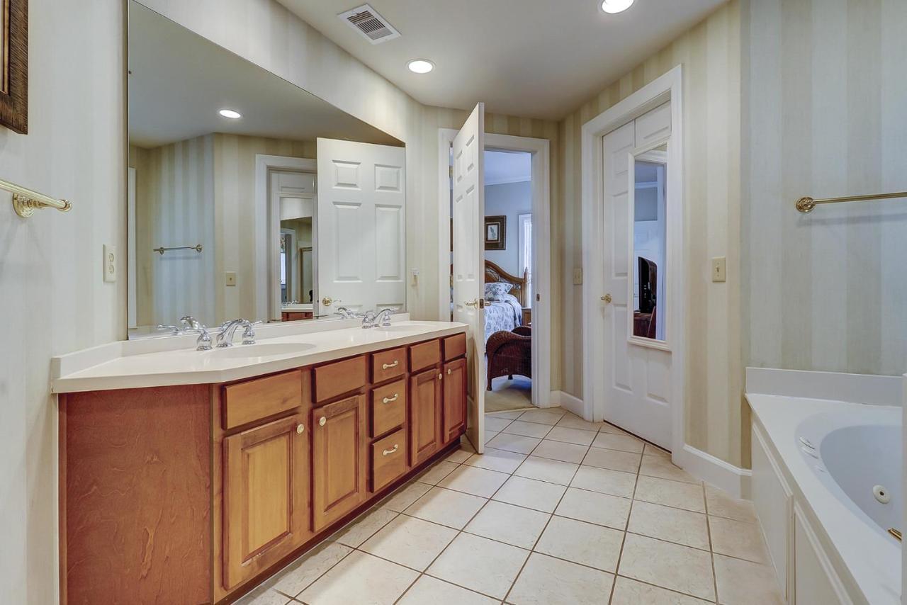 8129 Wendover Dunes