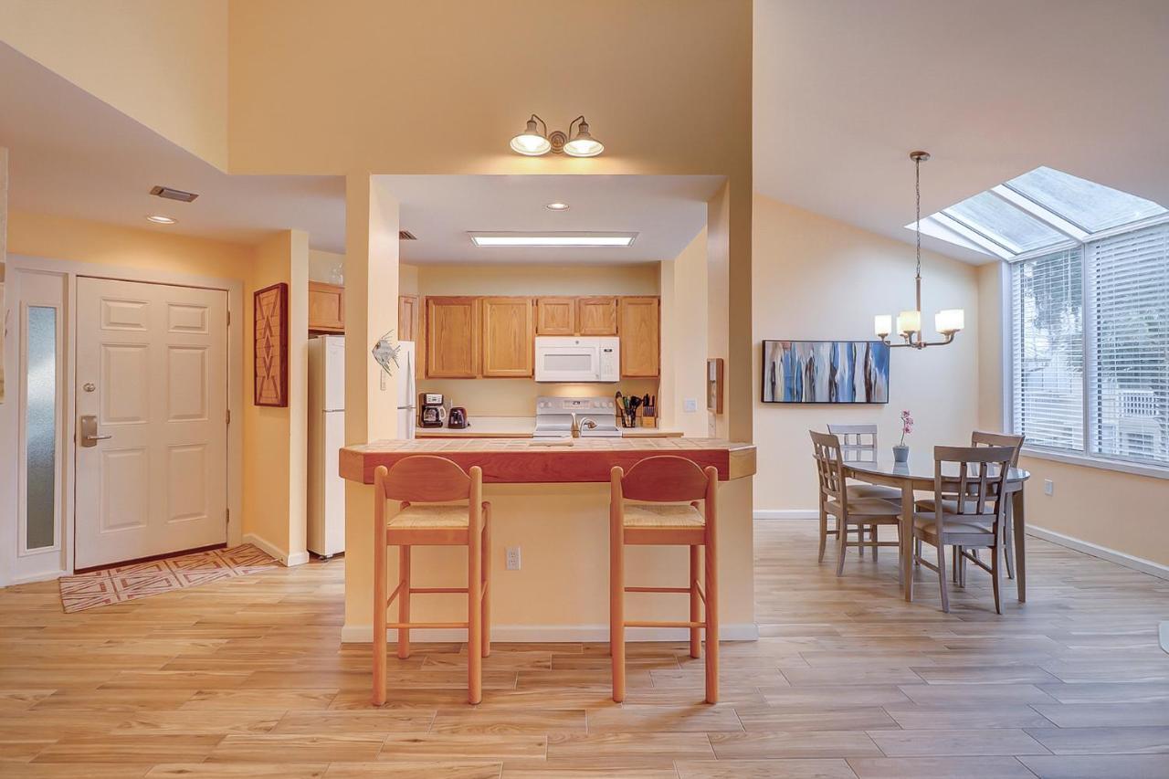 708 Barrington Park *