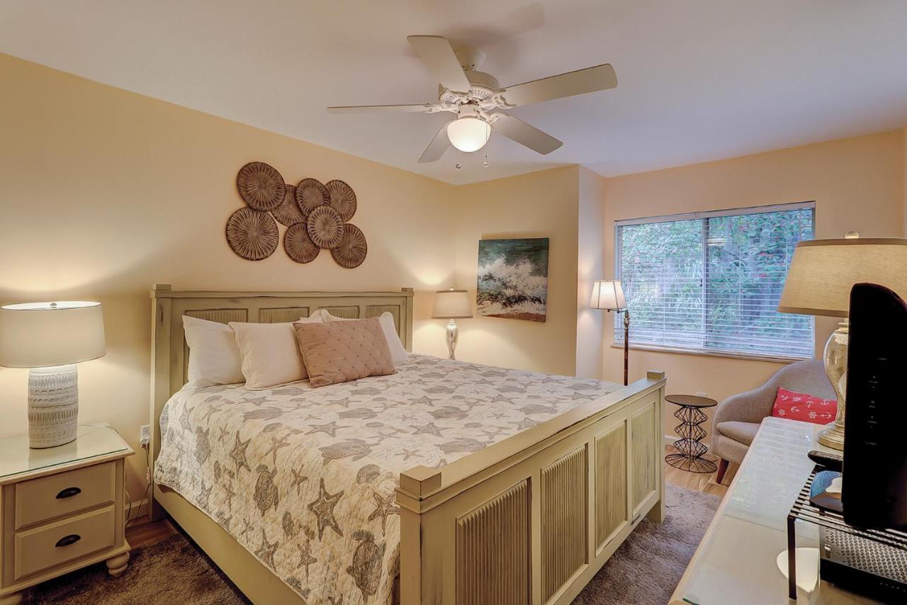 Villa 708 Barrington Park *