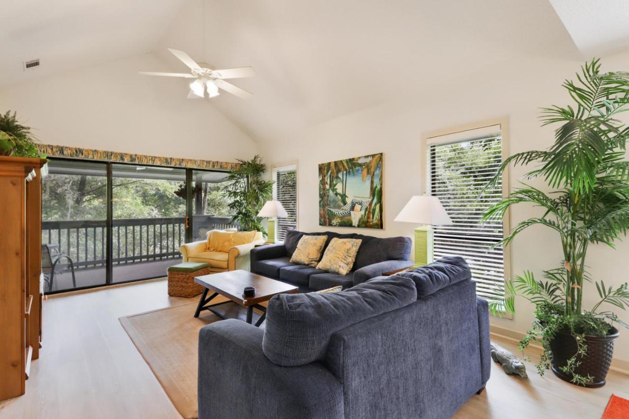 7816 Centrecourt * Hilton Head Island
