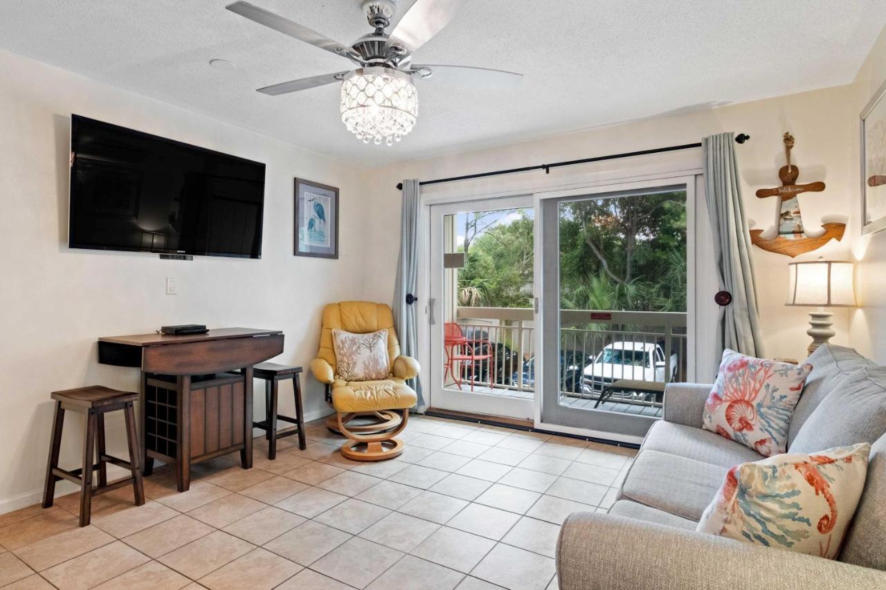 Apartment Walk To In Hilton Head! Hilton Head Island