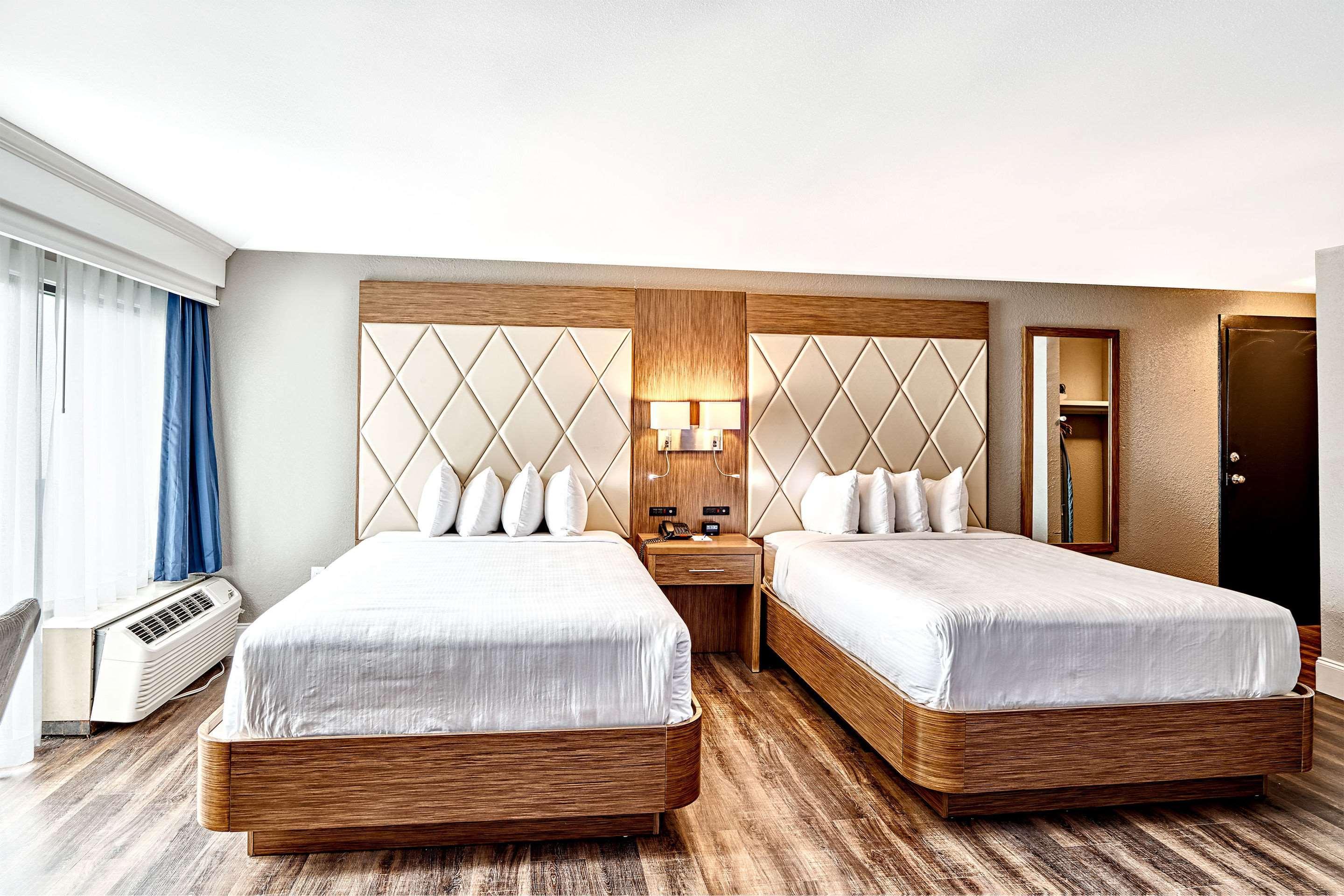 Doubletree By Hilton Hotel