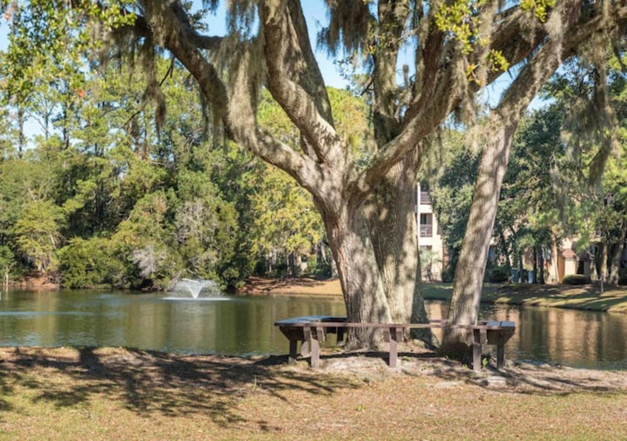 Luxury Beach With Amazing Amenities Biggest Pool On Hhi Beach Tennis