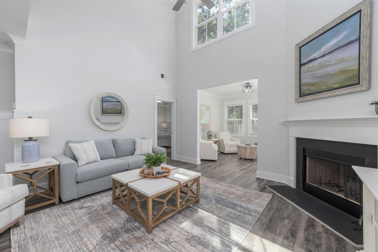 Luxury House W/ Backyard Oasis. Heated Pool. Hilton Head Island