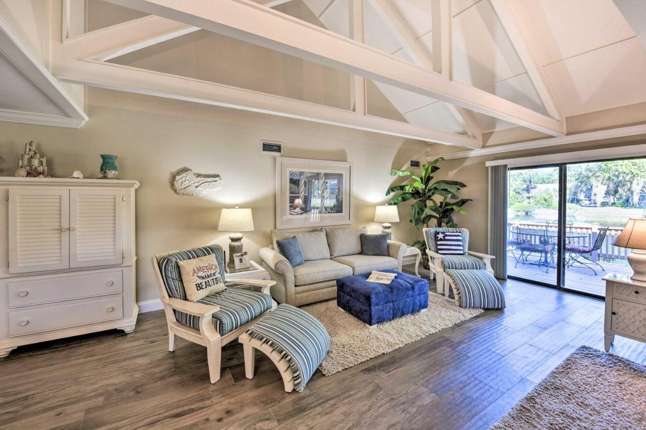 Palmetto Dunes With Deck And Lagoon Views! *