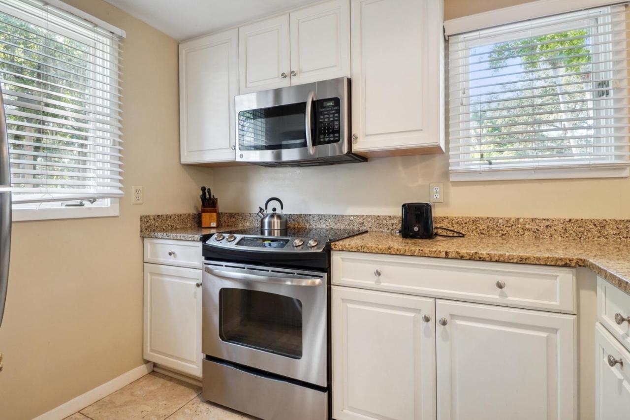 7615 Huntington * Hilton Head Island