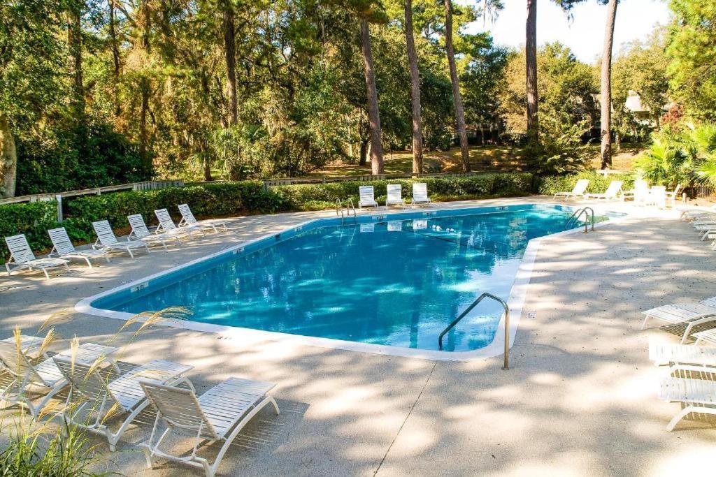 2365 Racquet Club 2 Bedroom 2 Ba Sea Pines Near Harbourtown Free Tennis And Pool Holiday home Hilton Head Island