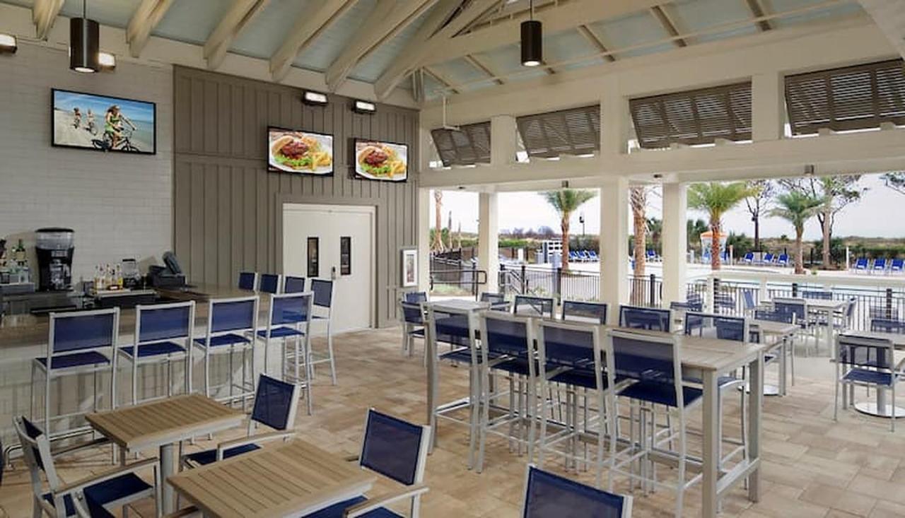 Stunning Views!!-oceanfront Villa-heated Pool-private Balcony-tiki Bar-walk To Coligny Plaza Apartment *