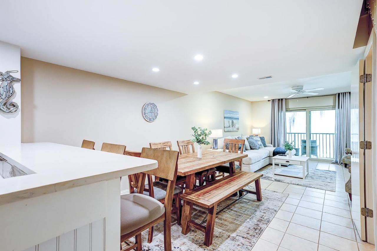 Surf Court 5 Villa *