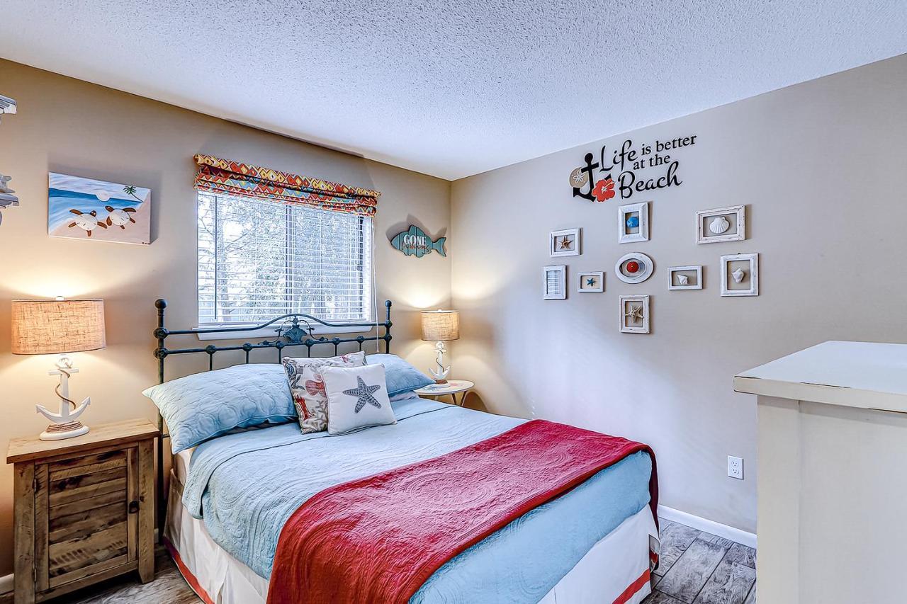 Fiddlers Cove 18b *
