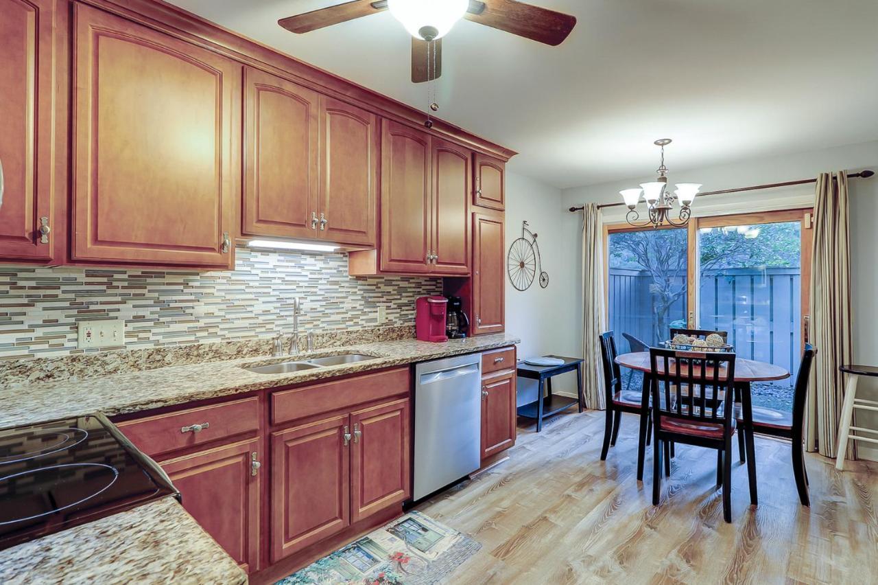 2372 Racquet Club 3 Bedroom Sea Pines Holiday home *