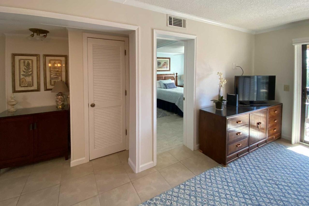 Hilton Head Getaway With Tennis View Walk To