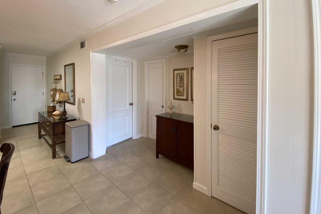 Hilton Head Getaway With Tennis View Walk To Apartment *