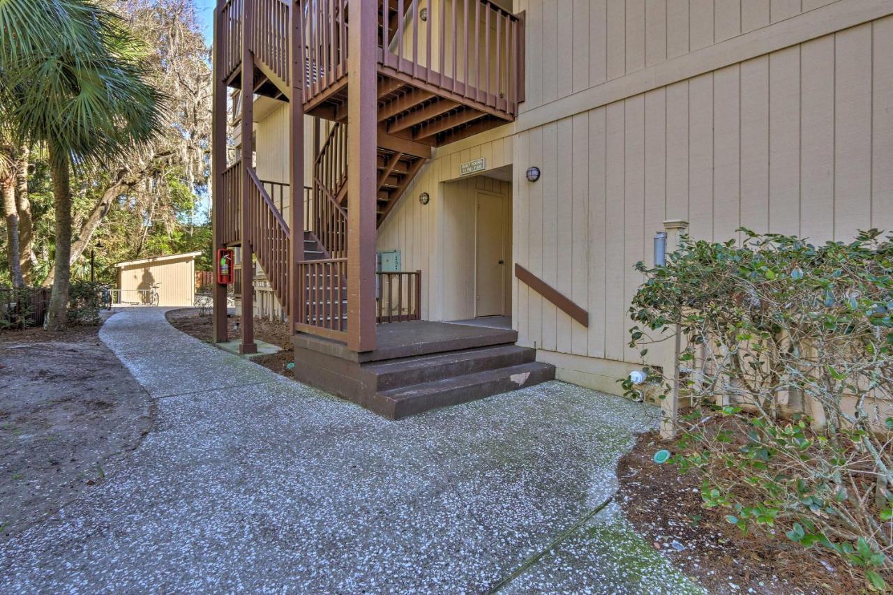 Hilton Head With Covered Balcony And Pool Access Apartment Hilton Head Island