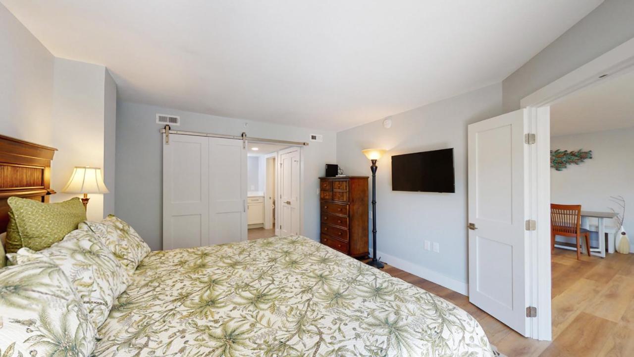 2113 Villamare