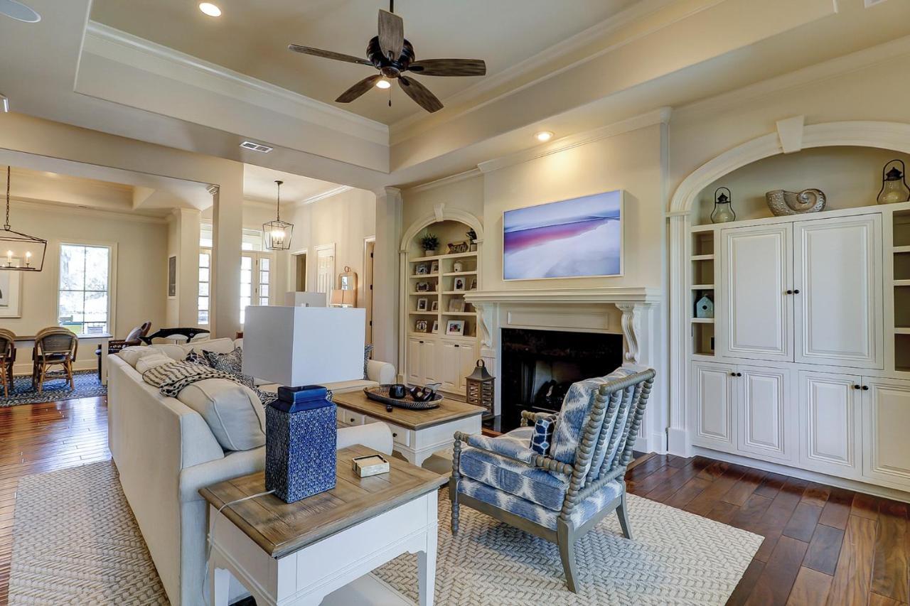 102 Baynard Cove Sea Pines Harbourtown Holiday home *