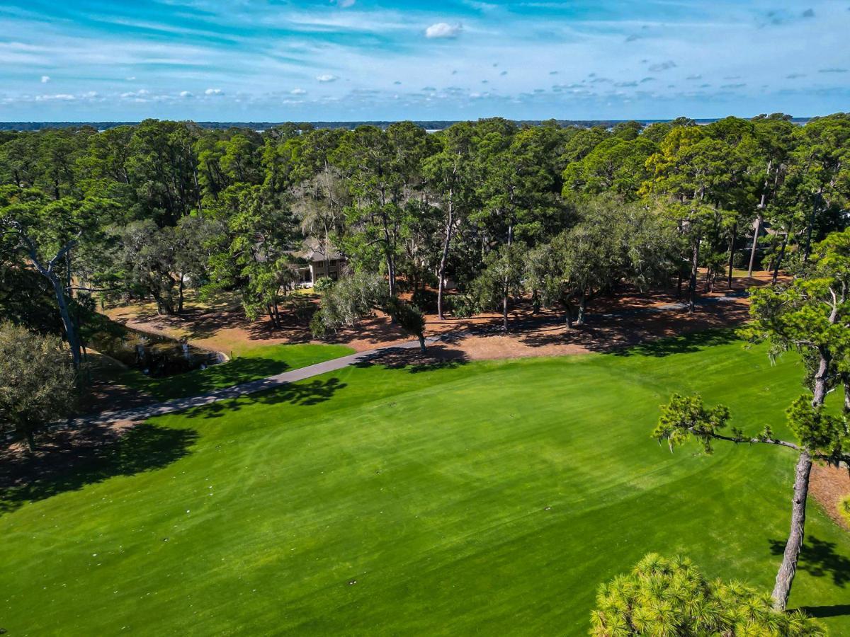 102 Baynard Cove Sea Pines Harbourtown Holiday home