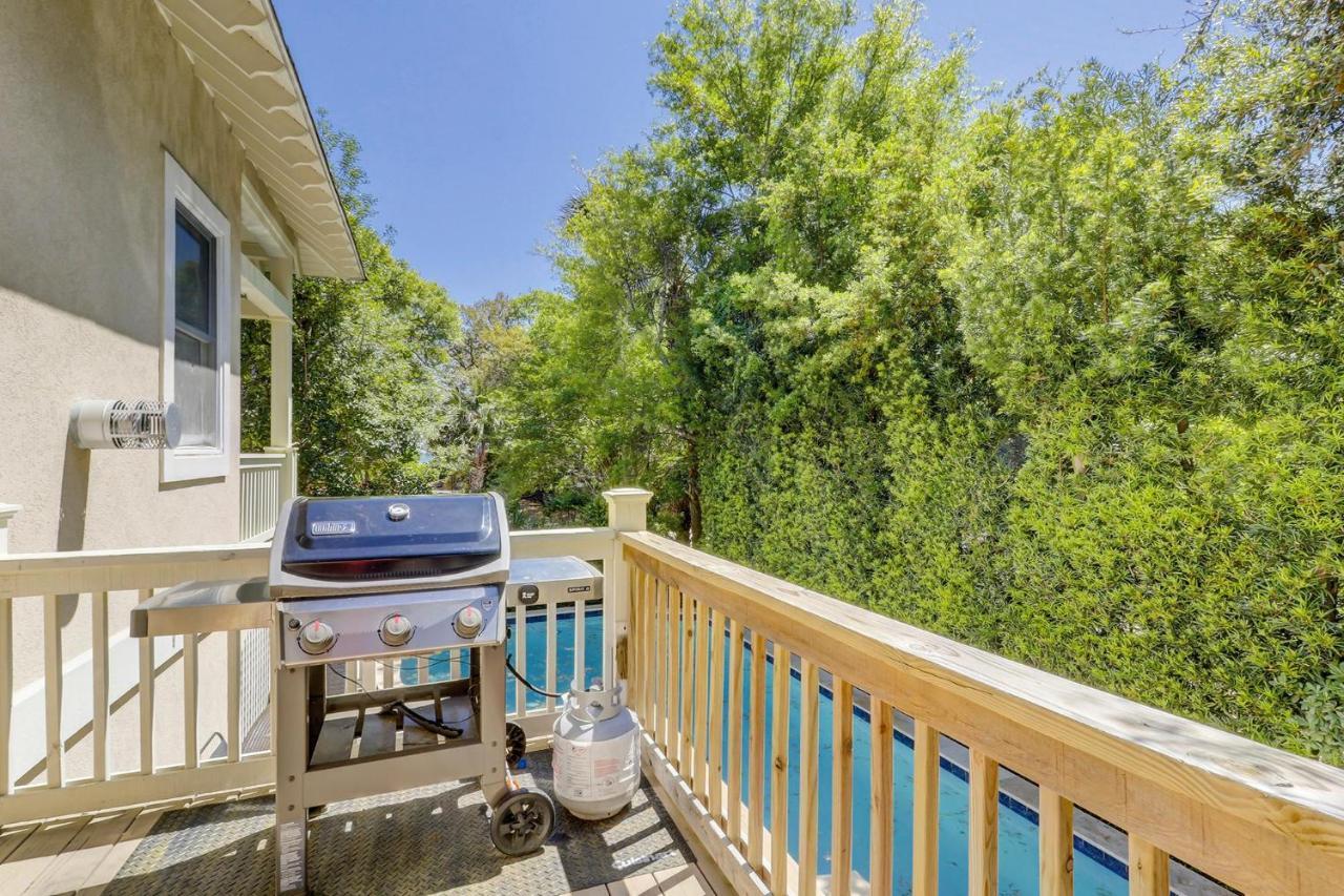 Holiday home Steps From The 2nd Row Pool & Hot Tub Hilton Head Island