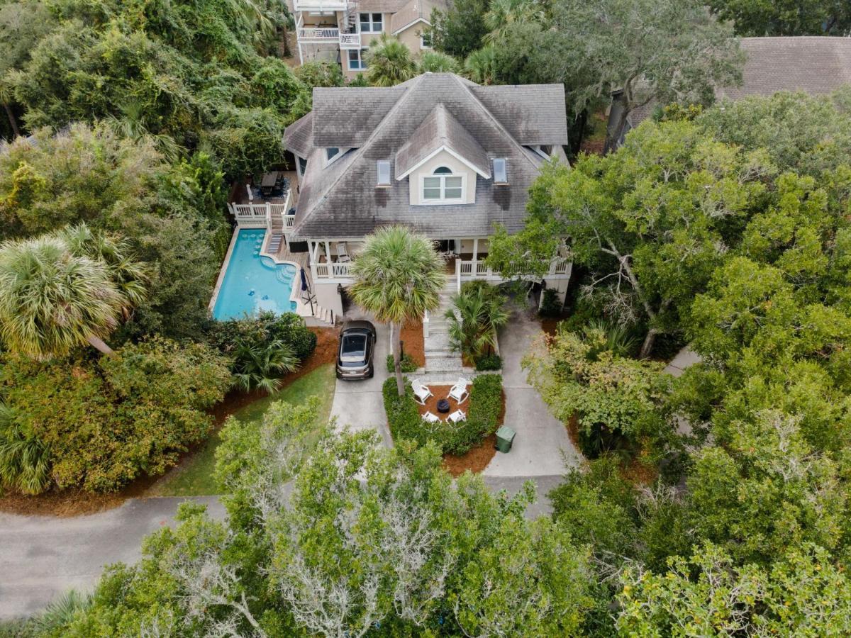 Steps From The 2nd Row Pool & Hot Tub Hilton Head Island