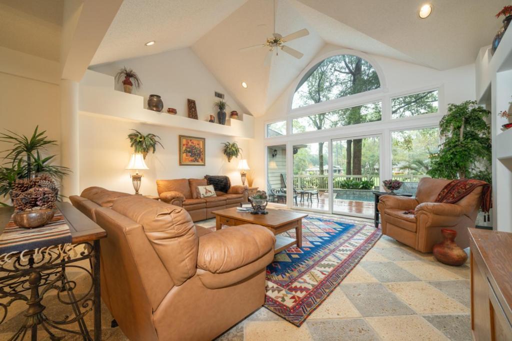 11 Willow Oak Private Pool Golf Course Sleeps 14 Sea Pines Hilton Head Island