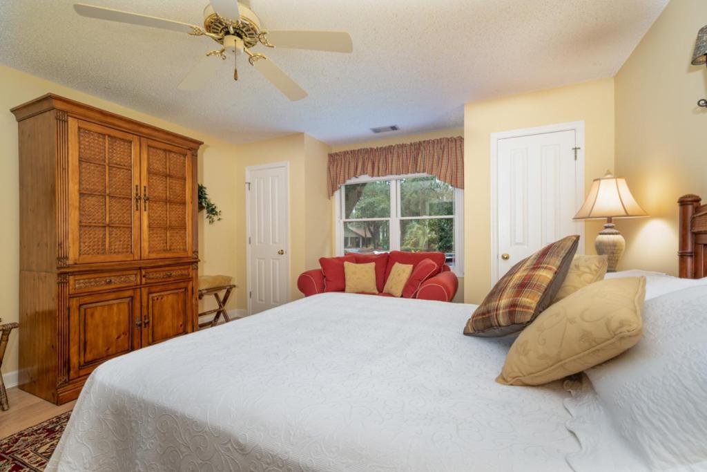 11 Willow Oak Private Pool Golf Course Sleeps 14 Sea Pines Holiday home Hilton Head Island