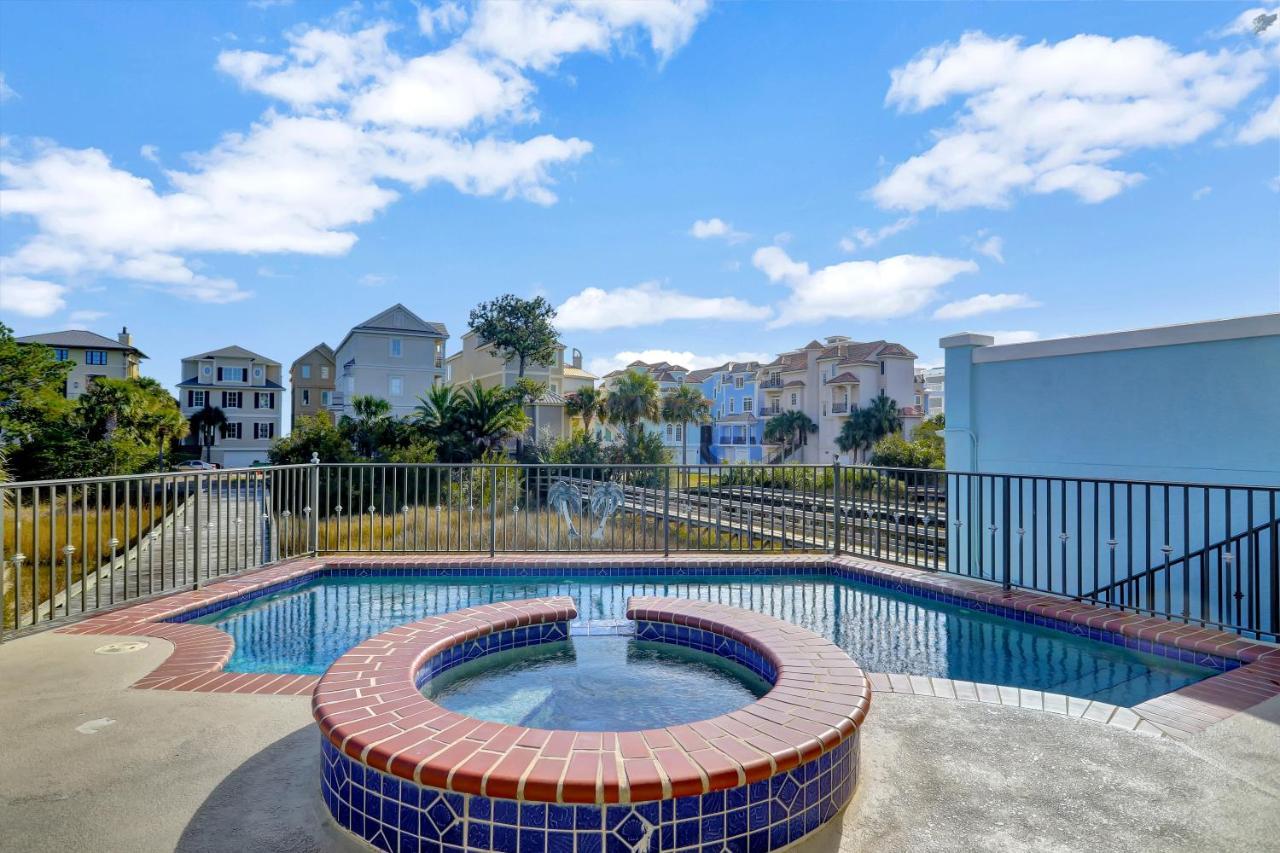 Amazing Ocean Views 36 Bradley Roof Hot Tub Sleeps 15 Holiday home *